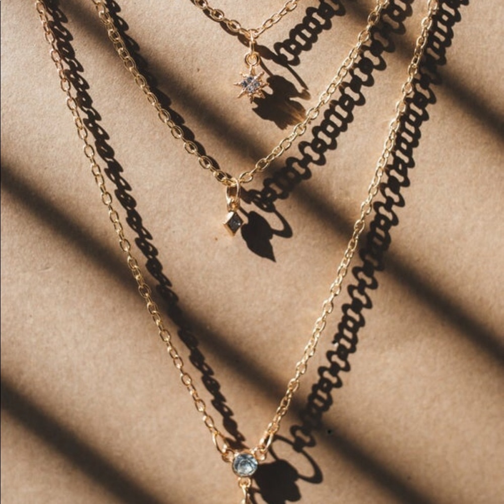 Bohemian|Boho Crystal Star Charms Layered Necklace - Picture 4 of 4